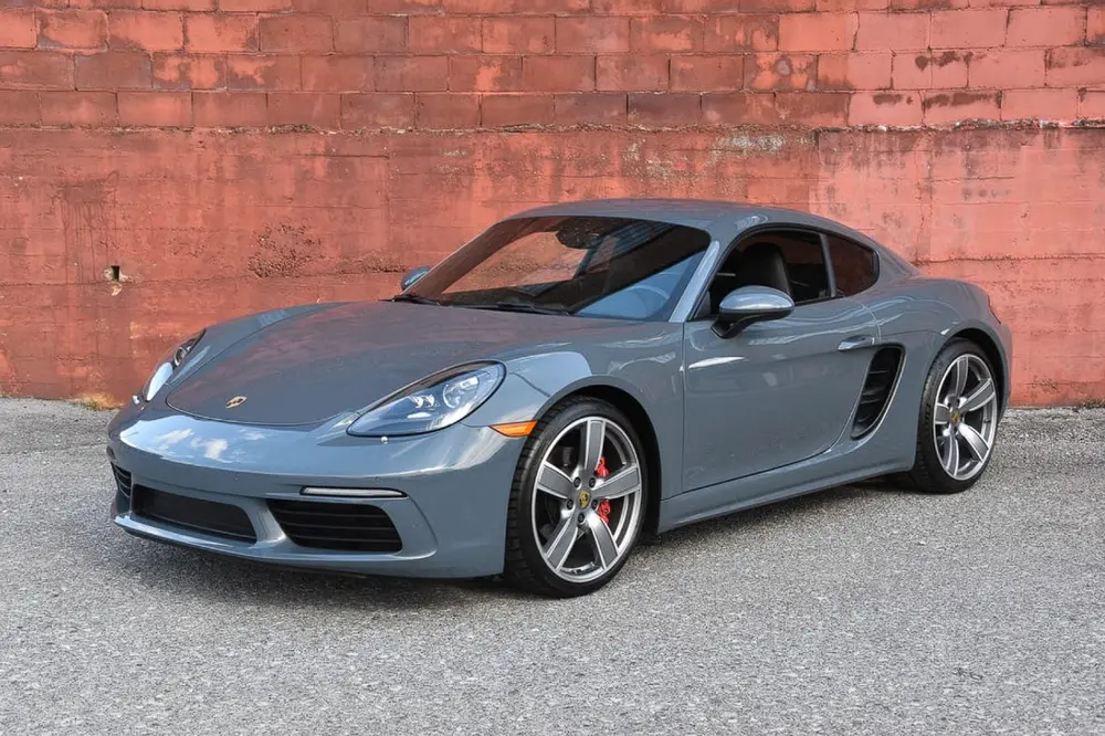 Porsche 718 Cayman S — photograph 1 of 1